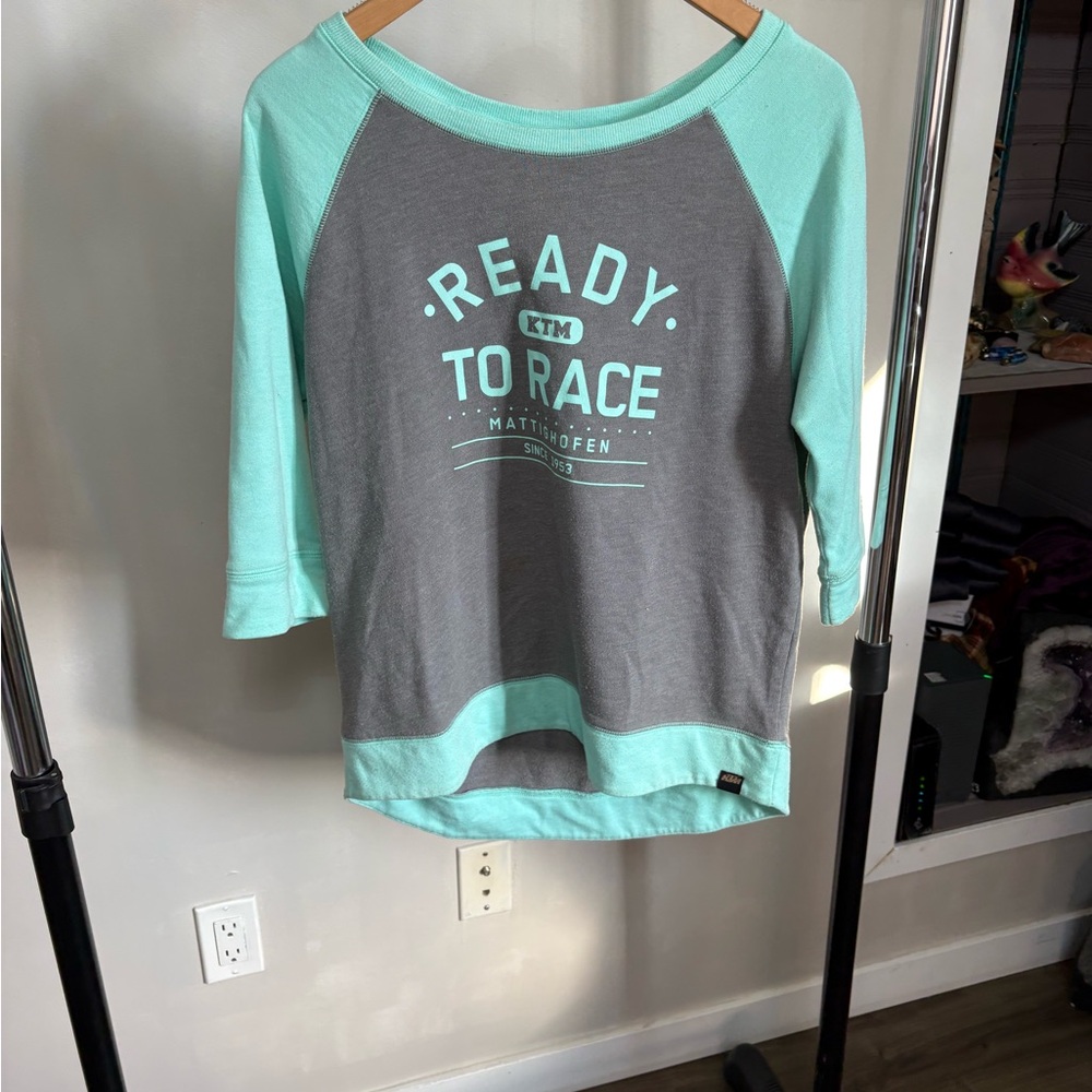 Women's Raglan Sleeve Sweater Tee - Gray and Mint